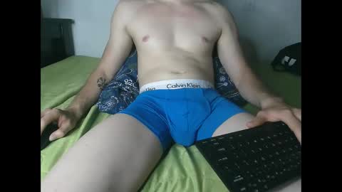 liammason_ online show from October 31, 3:30 am