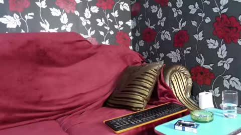 Liamm online show from April 18, 7:58 pm