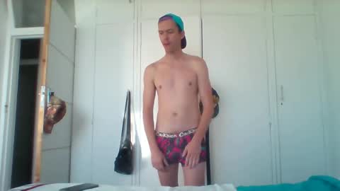 LiamRose online show from May 17, 5:37 am
