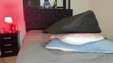 liamtrevor online show from February 11, 2:16 am