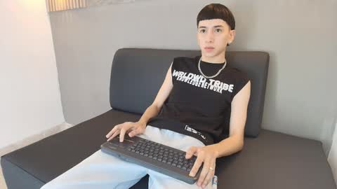 lian_cameron online show from January 12, 3:54 am