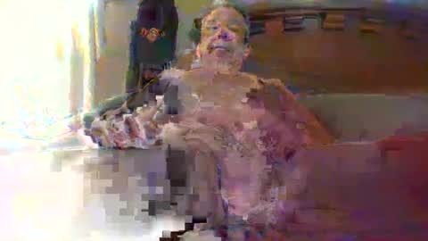 Snapshot of lickmysnowballs chatting on January 7, 12:37 pm lickmysnowballs online show from January 7, 12:37 pm