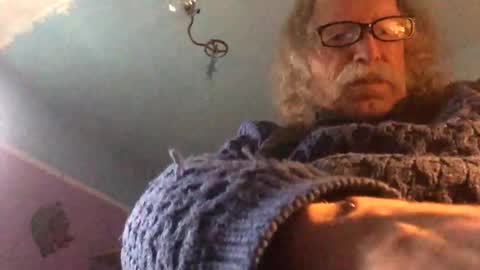 LickYourYoni online show from December 13, 8:15 pm