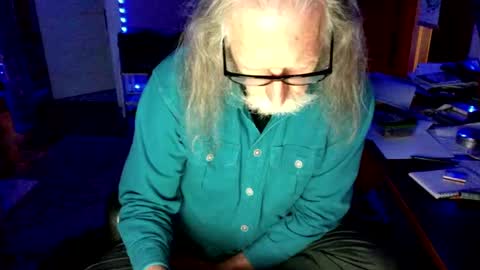 LickYourYoni online show from September 13, 5:30 am