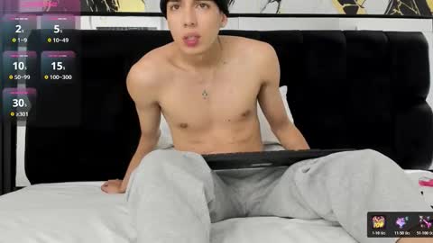 Jhonatan online show from February 17, 1:21 pm