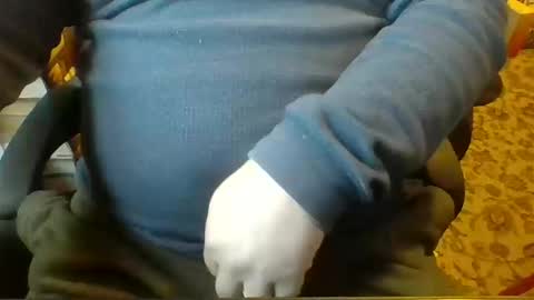 N online show from October 10, 9:50 pm