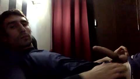 likewhatchasee online show from December 16, 7:15 am