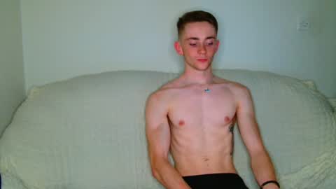 lilbearxxxx online show from June 18, 11:43 pm