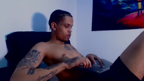 Snapshot of lilray99 chatting on October 23, 3:54 am  ONLYFANS   online show from October 23, 3:54 am