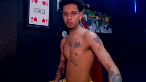 Snapshot of lilray99 chatting on December 3, 2:34 am  ONLYFANS   online show from December 3, 2:34 am