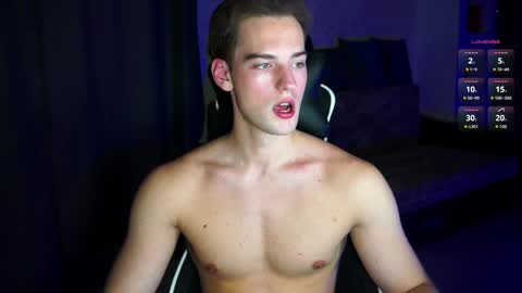 Snapshot of litmate chatting on October 6, 10:14 pm ask me online show from October 6, 10:14 pm