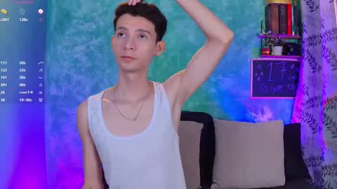 Snapshot of little_twiink chatting on October 7, 4:16 am Juan Ferrer online show from October 7, 4:16 am