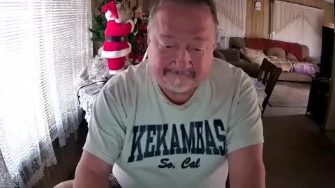 Snapshot of littled83057 chatting on December 26, 7:05 pm Littled83057 online show from December 26, 7:05 pm