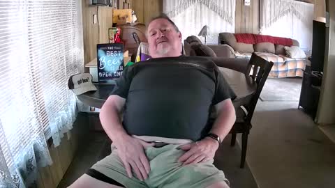 Snapshot of littled83057 chatting on January 24, 8:00 pm Littled83057 online show from January 24, 8:00 pm