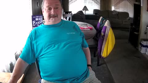 Snapshot of littled83057 chatting on September 16, 7:14 pm Littled83057 online show from September 16, 7:14 pm