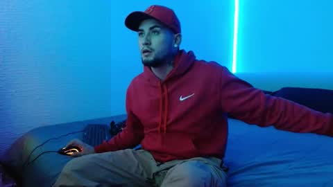 lliamm 2 online show from February 7, 1:01 pm