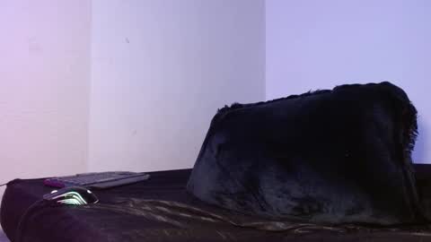 lliamm 2 online show from September 29, 7:07 am