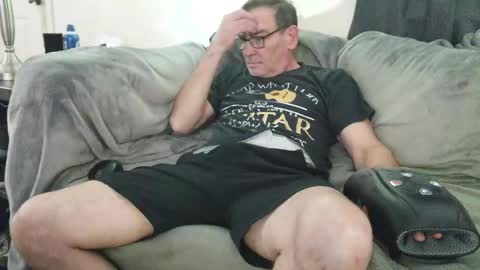 LongDick Daddy online show from April 16, 12:21 am