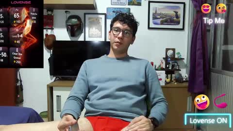 Snapshot of lobomx19 chatting on February 14, 2:18 am Lobo online show from February 14, 2:18 am