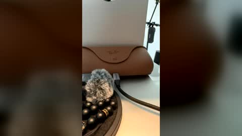 logan__kelly online show from July 14, 1:28 pm