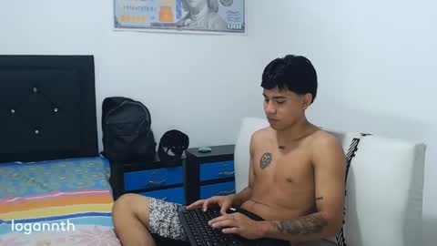 logannthh online show from February 22, 11:21 pm