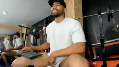 U can call me Logan online show from October 20, 2:48 am