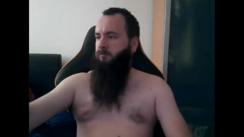 london_man1988 online show from February 22, 11:00 am