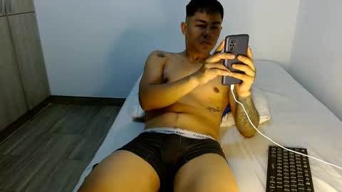 Snapshot of lonelydick2002 chatting on February 2, 8:24 am lonelydick2002 online show from February 2, 8:24 am