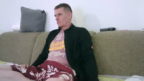 longlover1309 online show from June 10, 8:53 pm