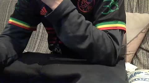 Alejandro Rulitos Twitter longnight55 Intagram 5longnight5 online show from February 22, 7:32 pm