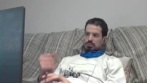 Alejandro Rulitos Twitter longnight55 Intagram 5longnight5 online show from February 12, 5:58 am