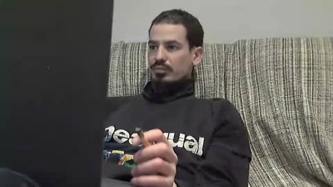 Alejandro Rulitos Twitter longnight55 Intagram 5longnight5 online show from January 28, 7:53 pm