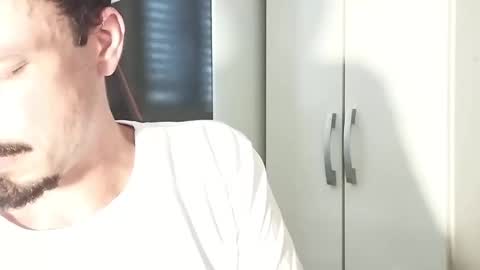 Lucas online show from February 21, 2:16 pm