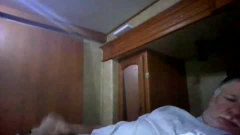 Snapshot of lookingagain181 chatting on September 11, 11:31 am lookingagain181 online show from September 11, 11:31 am