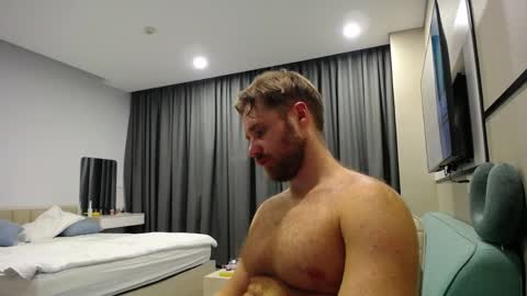 Lorenz online show from April 7, 3:45 pm