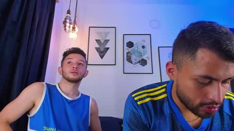 Snapshot of los_juanes chatting on January 10, 7:54 pm JUAN  JUAN online show from January 10, 7:54 pm