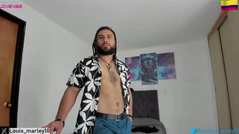 louis_marley_ online show from September 13, 3:35 pm