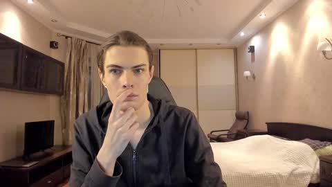 Mark online show from February 16, 11:37 pm