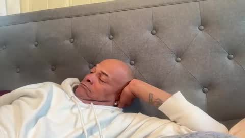 loved19 online show from March 29, 7:47 pm