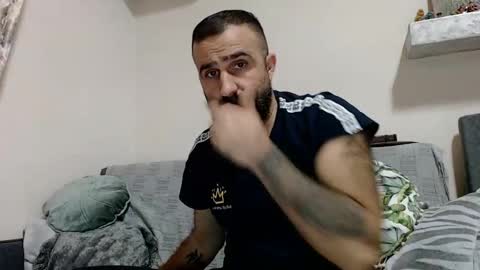 loveivat80 online show from December 4, 7:23 pm