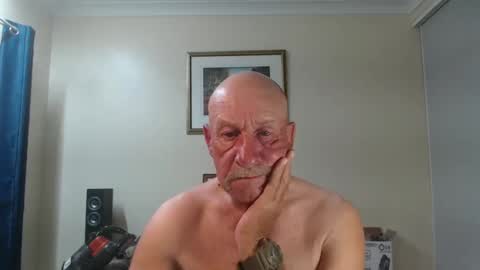 Snapshot of lovesblackazz chatting on January 23, 10:22 am Lovesblackazz online show from January 23, 10:22 am