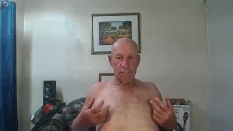 Snapshot of lovesblackazz chatting on January 26, 11:39 pm Lovesblackazz online show from January 26, 11:39 pm