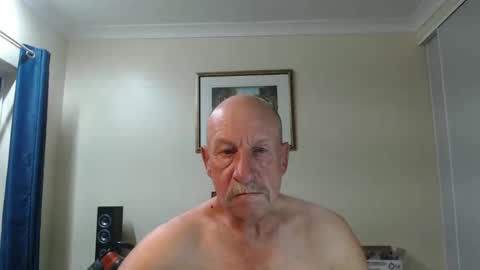 Snapshot of lovesblackazz chatting on February 10, 11:36 am Lovesblackazz online show from February 10, 11:36 am