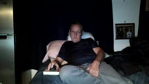 Snapshot of lovesex6565 chatting on September 29, 9:08 am just here to have fun and cum online show from September 29, 9:08 am