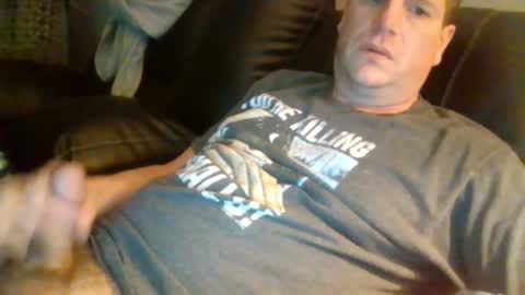 lovetocum37 online show from March 3, 4:34 am