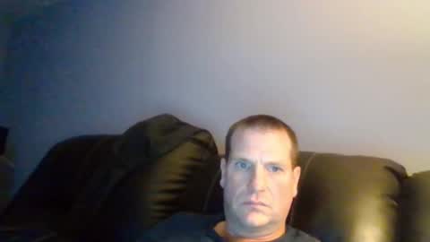 lovetocum37 online show from February 5, 4:37 am