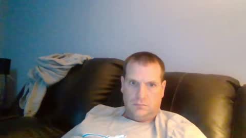 lovetocum37 online show from February 24, 3:55 am