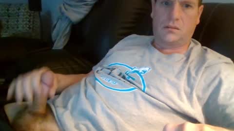 lovetocum37 online show from March 1, 4:11 pm