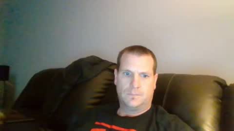 lovetocum37 online show from December 22, 6:37 pm