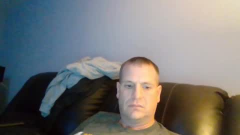 lovetocum37 online show from February 12, 4:12 am